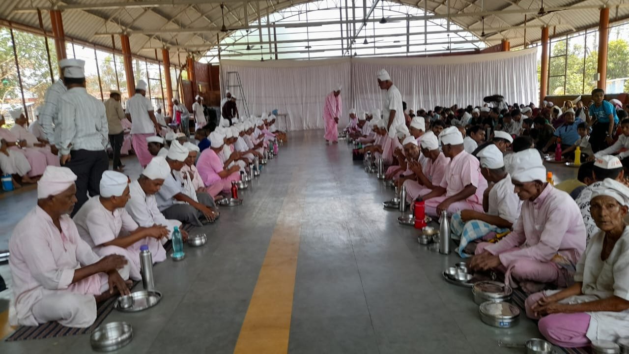 Sadhu Bhojan